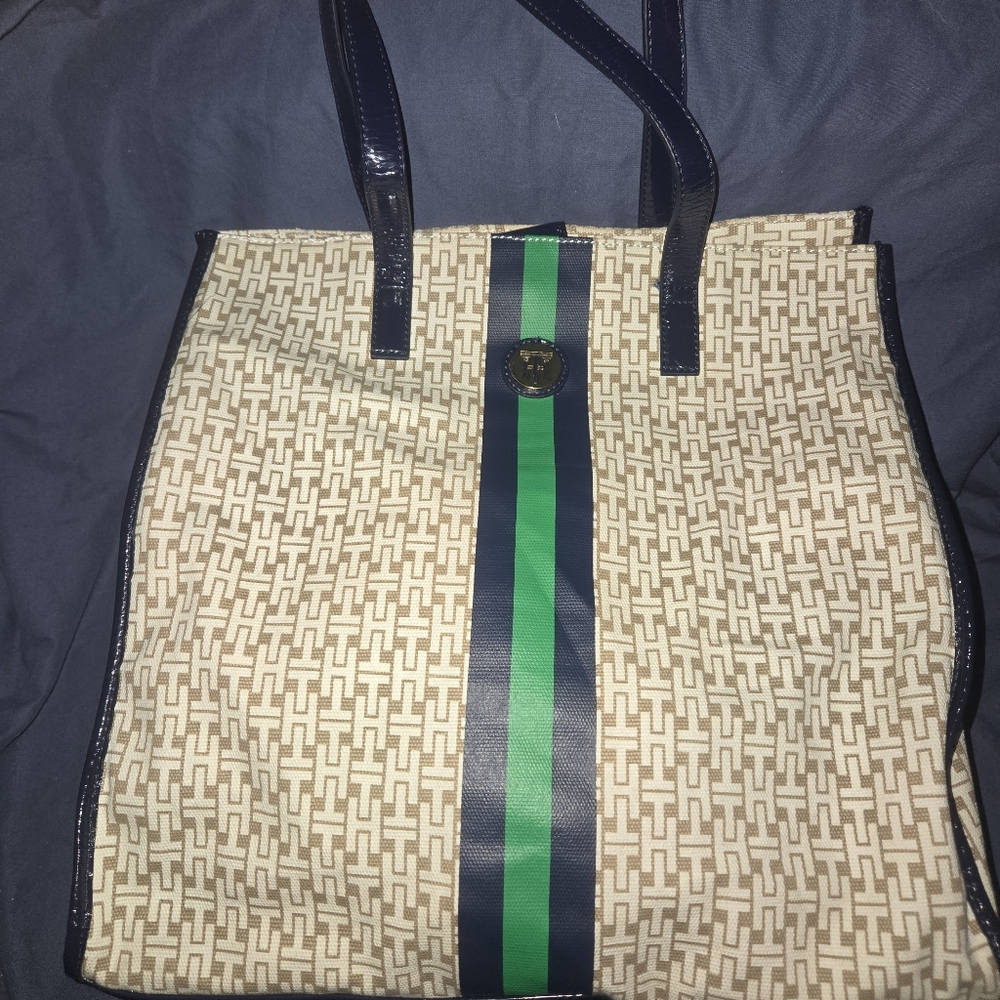 Tommy Hilfiger bag